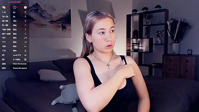 Snapshot of EternalLiberty chatting on 01/15/25, 07:34 EternalLiberty online show from 01/15/25, 07:34