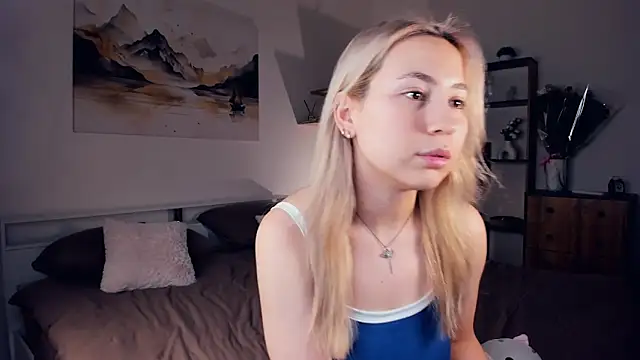 Snapshot of EternalLiberty chatting on 02/01/25, 01:55 EternalLiberty online show from 02/01/25, 01:55