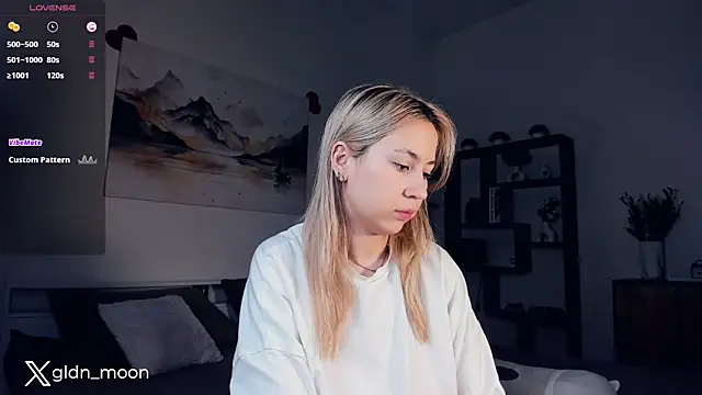 Snapshot of EternalLiberty chatting on 02/15/25, 07:39 EternalLiberty online show from 02/15/25, 07:39