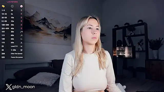 Snapshot of EternalLiberty chatting on 03/08/25, 02:01 EternalLiberty online show from 03/08/25, 02:01