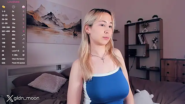 Snapshot of EternalLiberty chatting on 03/22/25, 05:39 EternalLiberty online show from 03/22/25, 05:39