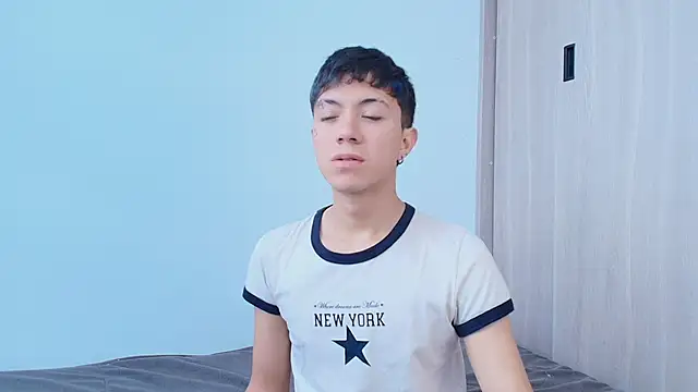 Justyn Ross online show from 09/23/25, 05:38