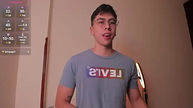 Snapshot of Alexx_oconnor chatting on 01/26/25, 01:36 Alexx oconnor online show from 01/26/25, 01:36