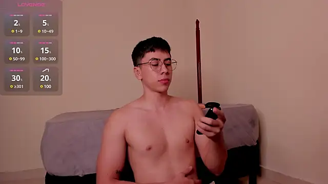 Snapshot of Alexx_oconnor chatting on 03/01/25, 04:22 Alexx oconnor online show from 03/01/25, 04:22