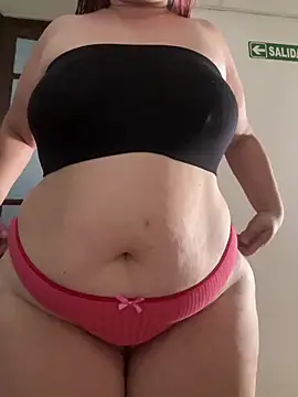 Snapshot of Popinasq chatting on 01/14/26, 03:39 Popinasq online show from 01/14/26, 03:39