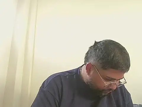 Snapshot of GABRIELGARCIA1313 chatting on 03/11/26, 09:32 GABRIELGARCIA1313 online show from 03/11/26, 09:32