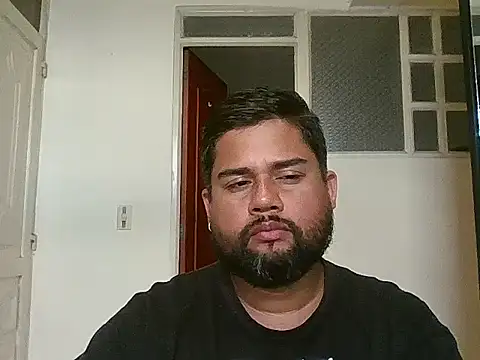 Snapshot of GABRIELGARCIA1313 chatting on 03/19/26, 10:03 GABRIELGARCIA1313 online show from 03/19/26, 10:03