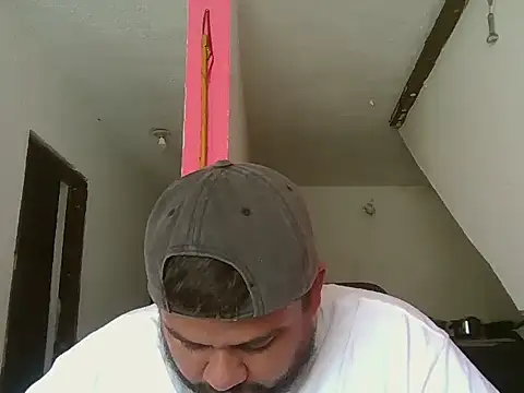 Snapshot of GABRIELGARCIA1313 chatting on 03/20/26, 02:22 GABRIELGARCIA1313 online show from 03/20/26, 02:22