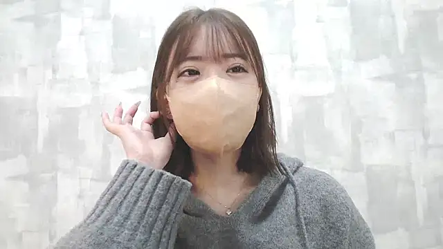 LOVE MOMO LOVE online show from 12/29/24, 11:29