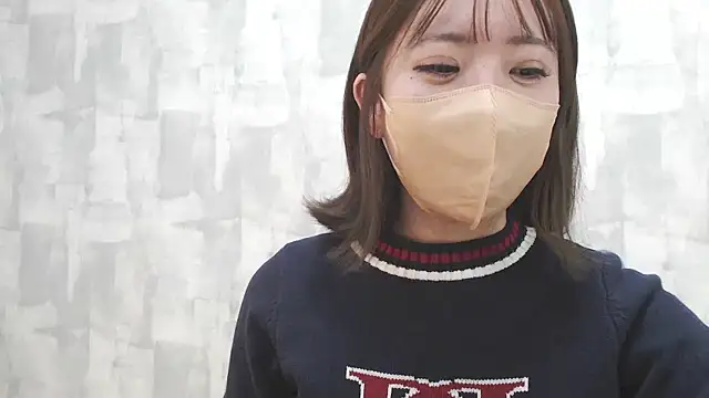 LOVE MOMO LOVE online show from 01/17/25, 02:07