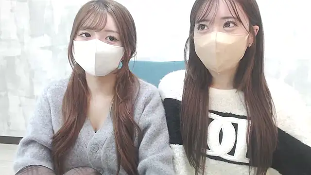 LOVE MOMO LOVE online show from 02/15/25, 11:50