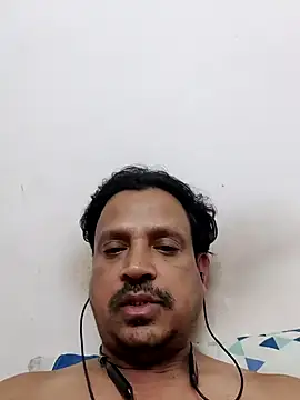 Raj1043 online show from 12/20/24, 07:50