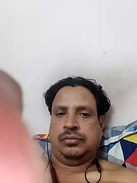 Raj1043 online show from 12/28/24, 10:34