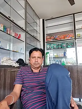 Raj1043 online show from 11/05/25, 06:57