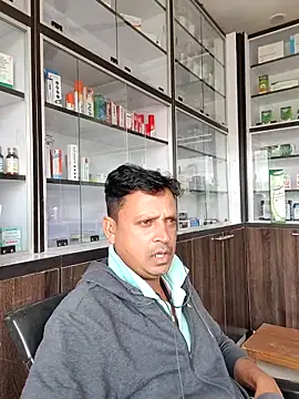 Raj1043 online show from 11/24/25, 05:18