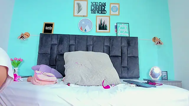 Snapshot of DulceAurora__ chatting on 02/17/25, 05:14 DulceAurora online show from 02/17/25, 05:14