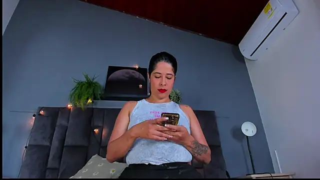 DulceAurora   online show from 03/23/26, 01:31