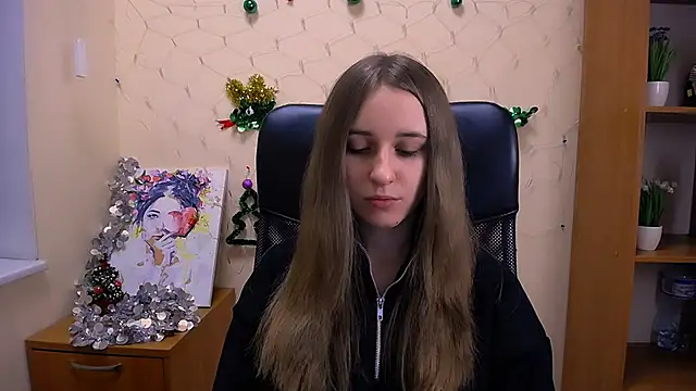  Nicole new online show from 12/24/24, 12:22