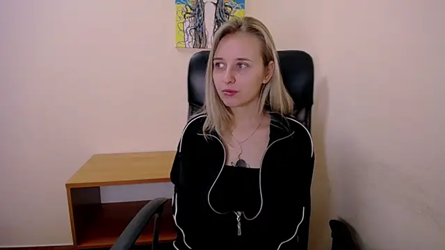  Nicole new online show from 09/20/25, 08:48