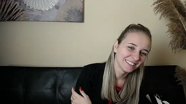 Snapshot of _Nicole_new chatting on 11/01/25, 10:50 Nicole new online show from 11/01/25, 10:50