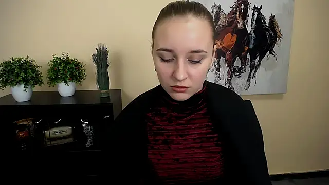 Snapshot of _Nicole_new chatting on 11/02/25, 09:33 Nicole new online show from 11/02/25, 09:33