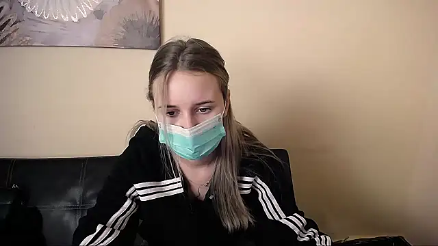 Snapshot of _Nicole_new chatting on 01/06/26, 04:43 Nicole new online show from 01/06/26, 04:43