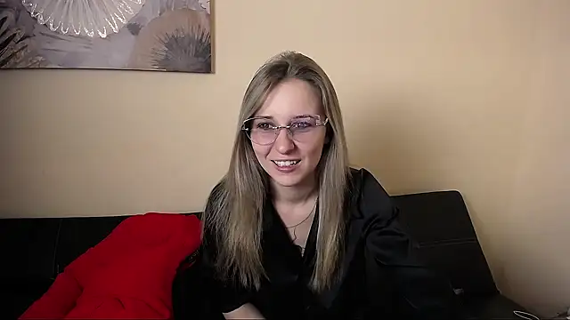Snapshot of _Nicole_new chatting on 03/07/26, 11:18 Nicole new online show from 03/07/26, 11:18