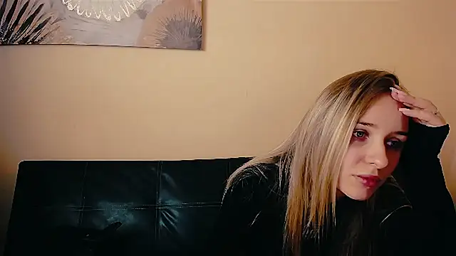 Snapshot of _Nicole_new chatting on 03/22/26, 01:14 Nicole new online show from 03/22/26, 01:14