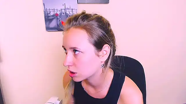 Snapshot of _Nicole_new chatting on 07/28/26, 02:05 Nicole new online show from 07/28/26, 02:05