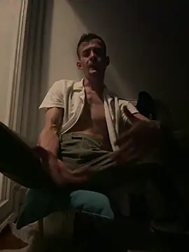 Snapshot of eddy355 chatting on 11/09/25, 09:57 eddy355 online show from 11/09/25, 09:57