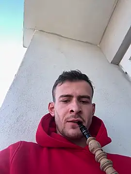 Snapshot of eddy355 chatting on 12/17/25, 09:37 eddy355 online show from 12/17/25, 09:37