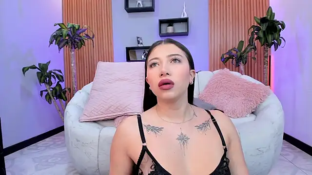 Aixaa charles online show from 09/17/25, 12:18