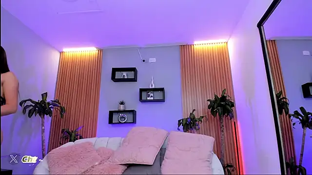 Aixaa charles online show from 09/26/25, 12:09