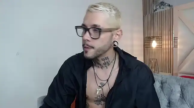 MurdockH online show from 03/23/25, 06:26