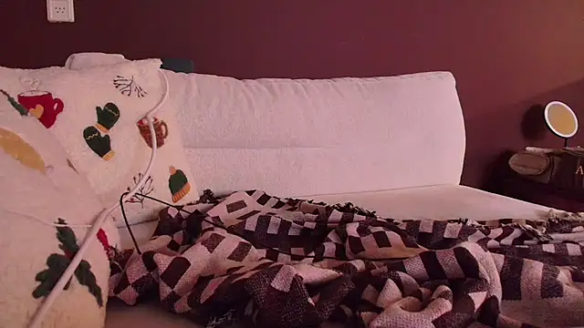 Snapshot of Nina24 chatting on 09/14/25, 07:57 Nina24 online show from 09/14/25, 07:57