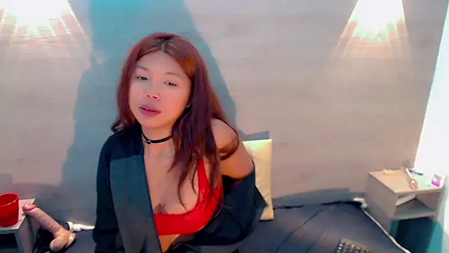 Isalombardi online show from 02/17/25, 12:54