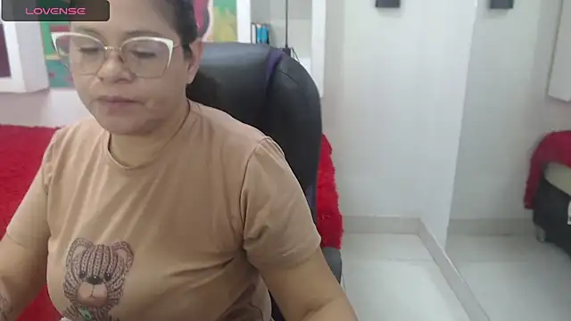 sexy lady 0 online show from 10/08/25, 11:08