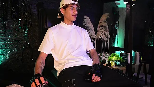 DemonKush-- online show from 10/29/25, 08:54