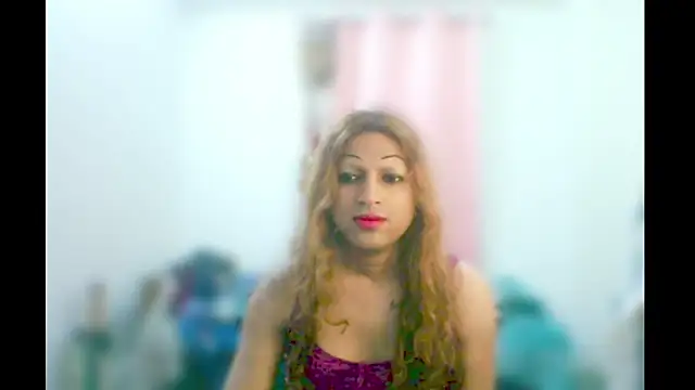 Snapshot of MmmMonikaBabie chatting on 03/26/26, 10:32 MmmMonikaBabie online show from 03/26/26, 10:32