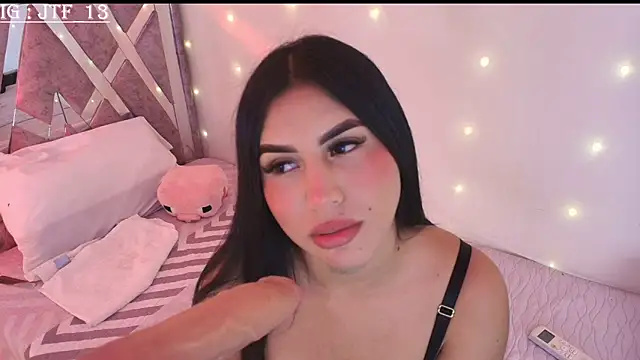 Snapshot of sweety_mariann1 chatting on 03/13/26, 10:05 sweety mariann1 online show from 03/13/26, 10:05