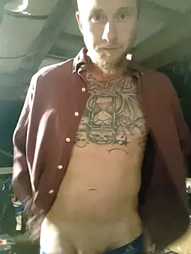 Snapshot of jtw14 chatting on 01/31/25, 02:48 jtw14 online show from 01/31/25, 02:48