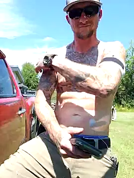 Snapshot of jtw14 chatting on 09/12/25, 05:13 jtw14 online show from 09/12/25, 05:13