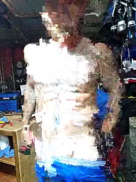 Snapshot of jtw14 chatting on 09/16/25, 03:29 jtw14 online show from 09/16/25, 03:29