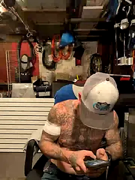 Snapshot of jtw14 chatting on 09/25/25, 12:36 jtw14 online show from 09/25/25, 12:36