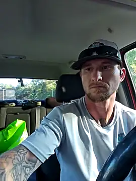 Snapshot of jtw14 chatting on 10/13/25, 09:37 jtw14 online show from 10/13/25, 09:37