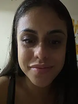 Snapshot of amorinha99 chatting on 05/07/26, 01:11 amorinha99 online show from 05/07/26, 01:11