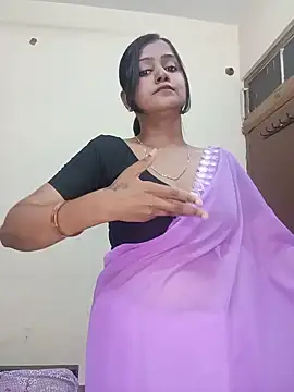 Snapshot of Miss-Riyasingh chatting on 06/13/26, 02:04 Miss-Riyasingh online show from 06/13/26, 02:04