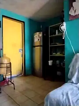 Snapshot of Tapatioint301 chatting on 02/07/25, 07:27 Tapatioint301 online show from 02/07/25, 07:27