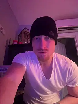 bigred0808 online show from 02/17/26, 10:56