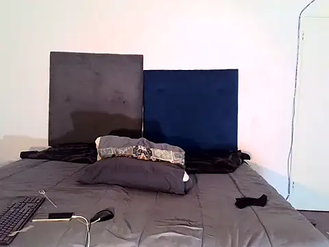 ReginaStar16 online show from 02/14/25, 11:20